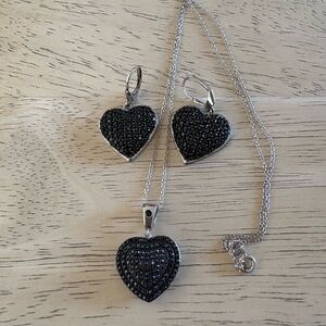 Elegant Black Heart Jewelry Set